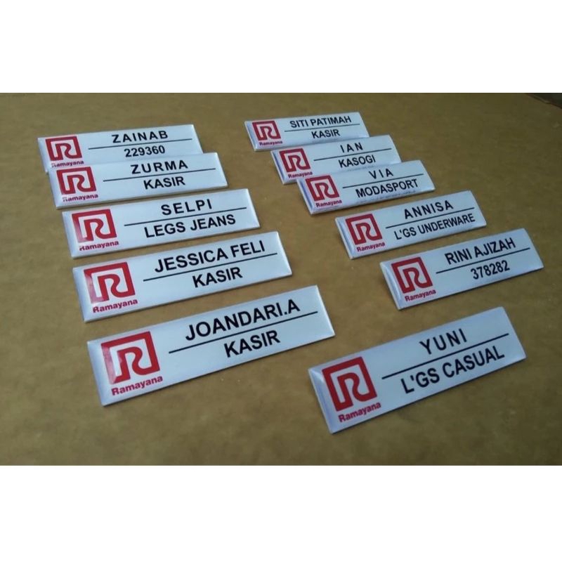 

Name Tag / Nama Dada Akrilik khusus Ramayana