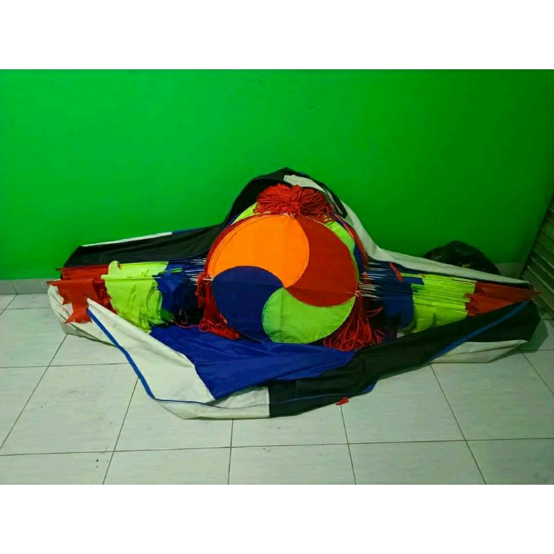 TAS buat layangan NAGA/Badan NAGA/Kepingan NAGA.( bisa reques warna)