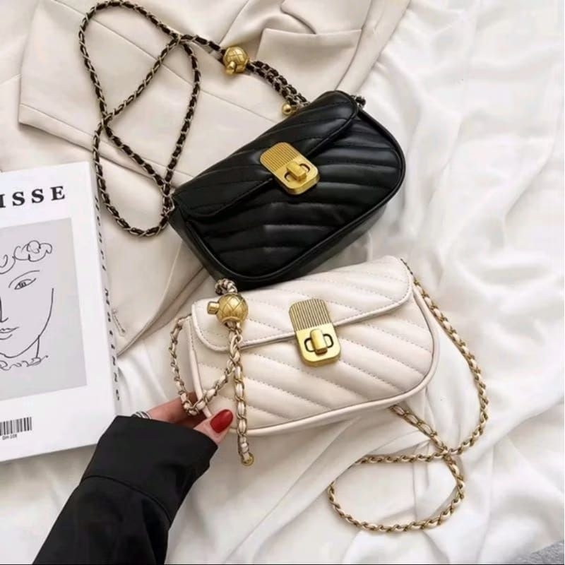 TAS SELEMPANG WANITA / LUXURY / REALPICT /TAS WANITA KEKINIAN/TAS WANITA TALI RANTAI