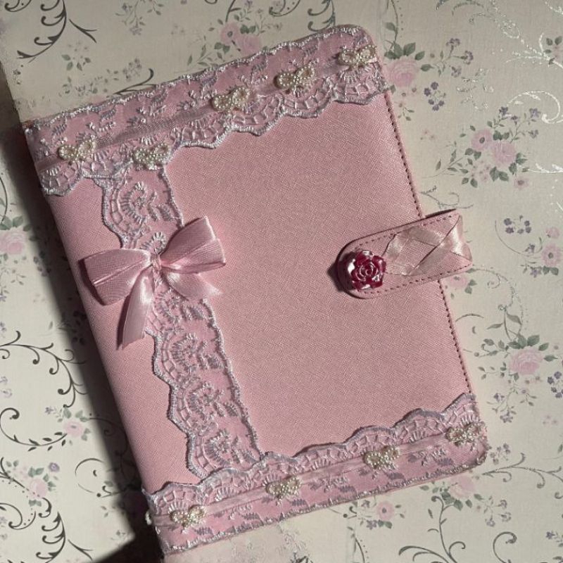 binder coquette pink🩰