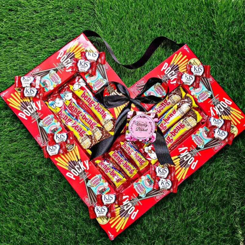 

POCKY LOVE MERAH MIX BENG-BENG BESAR DAN KECIL MIX KISS MERAH