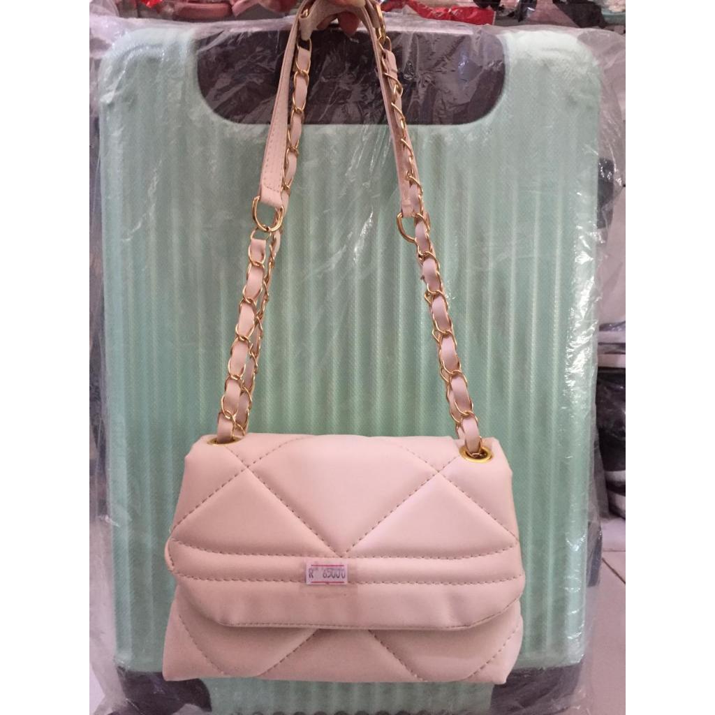 Tas jalan kulit ce putih