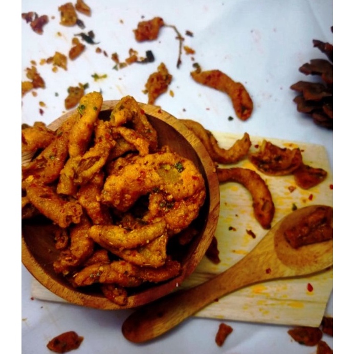 

TERBATAS KERIPIK USUS PEDAS DAUN JERUK PURUT TOPLES 8ML