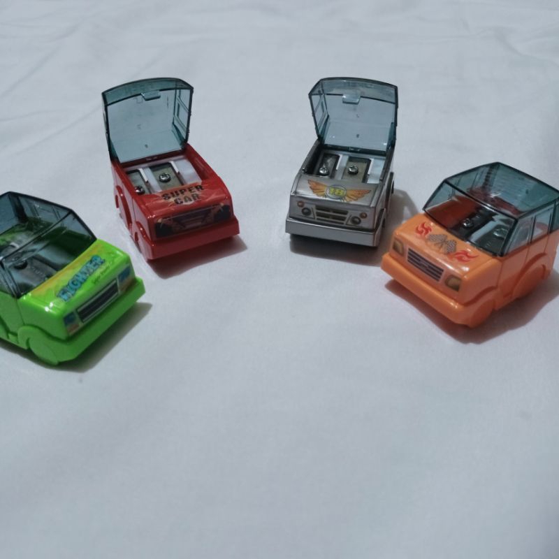 

Asahan serutan pensil model mobil