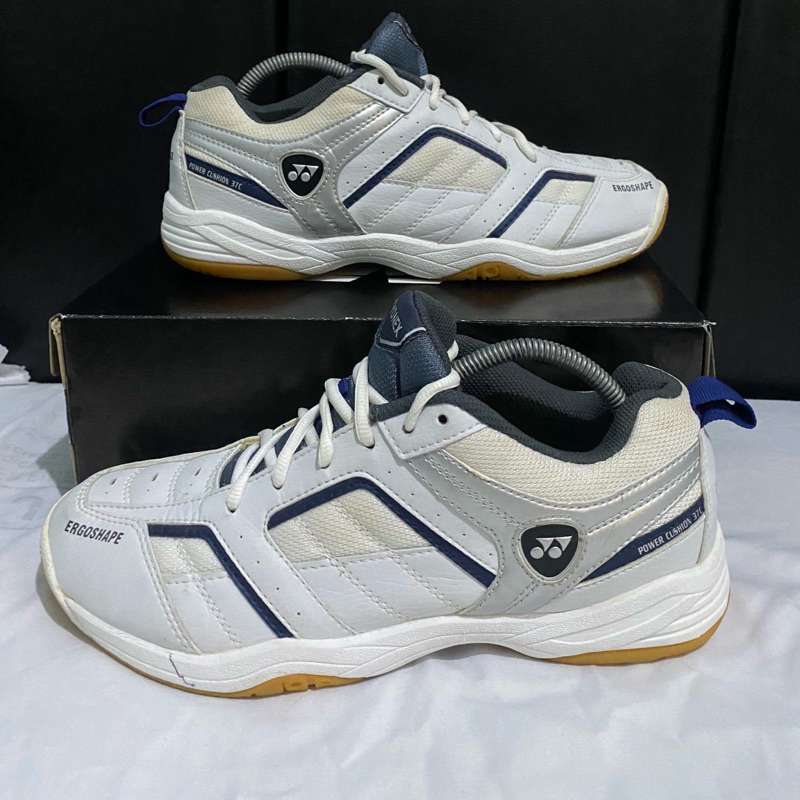 SEPATU YONEX SECOND ORIGINAL SZ 43