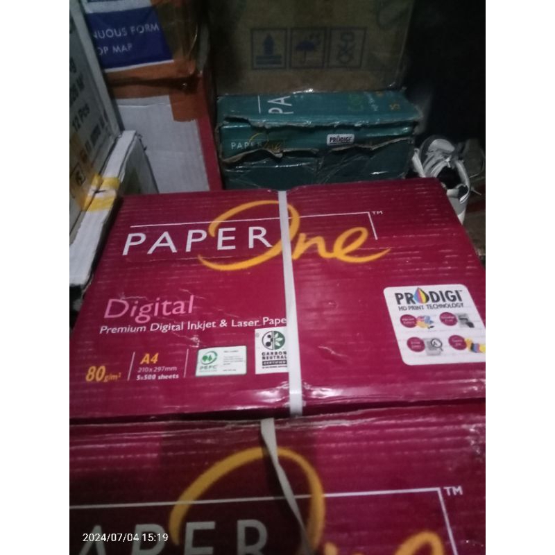 

kertas hvs paperone 80 gr A4 1 dus isi 5 rim