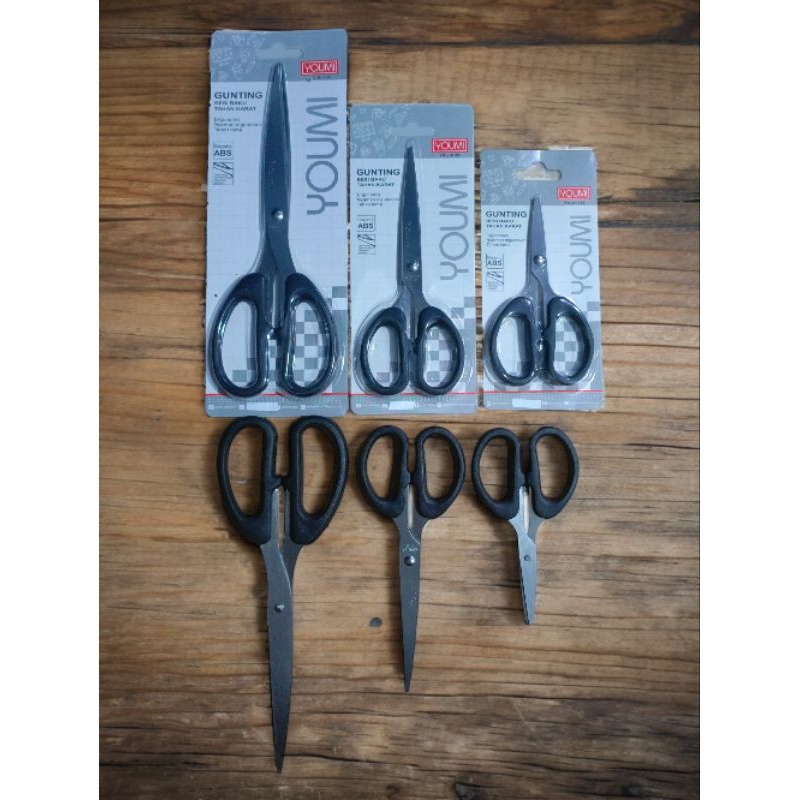 

Gunting stainless BESAR / TANGGUNG / KECIL (1PCS)