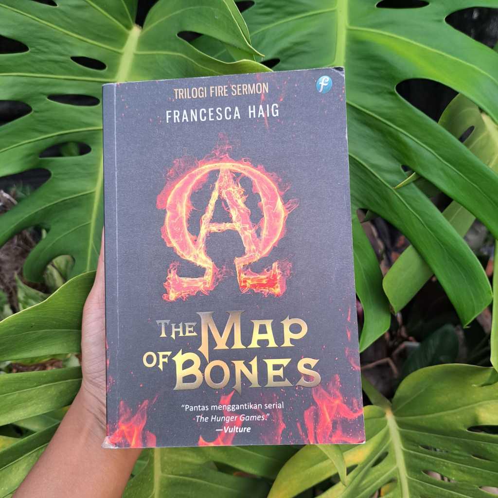 Novel The Map of Bones Frances Haig/ Buku Novel Trilogi Fire Sermon