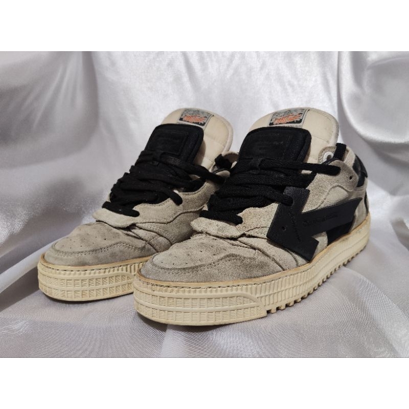 Sneakers Off White Court Low 3.0 size 40 Made in Indonesia ( Authentic)