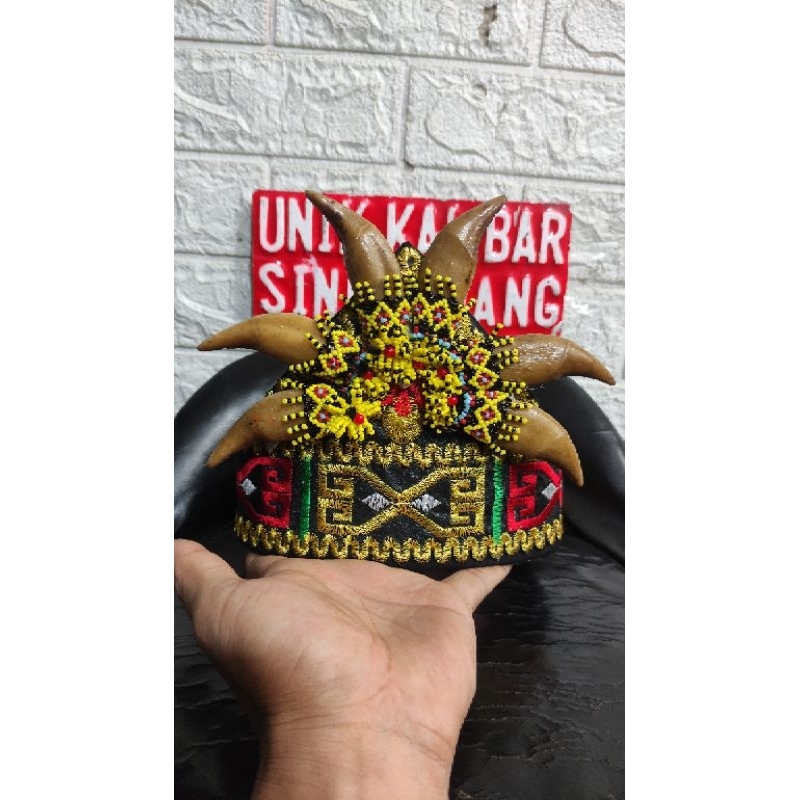 Mahkota Wanita Dayak / TOPI WANITA DAYAK KALIMANTAN/ hiasan kepala adat dayak kalimantan