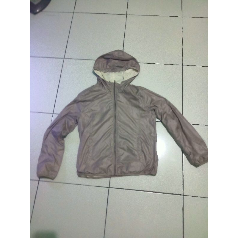 Jaket uni qlo