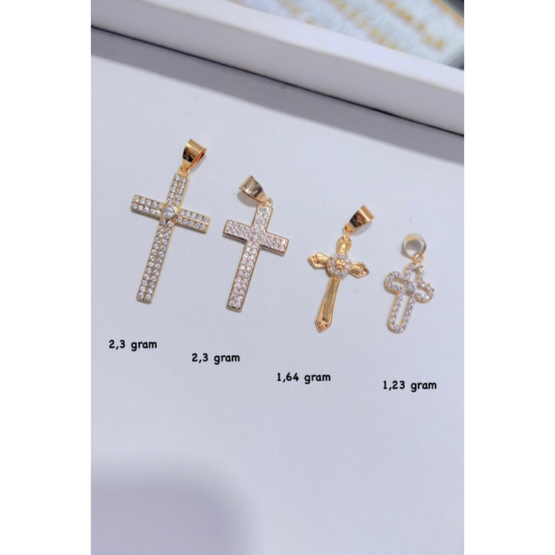 Liontin Salib liontin salib liontin salib emas emas kadar 8 karat