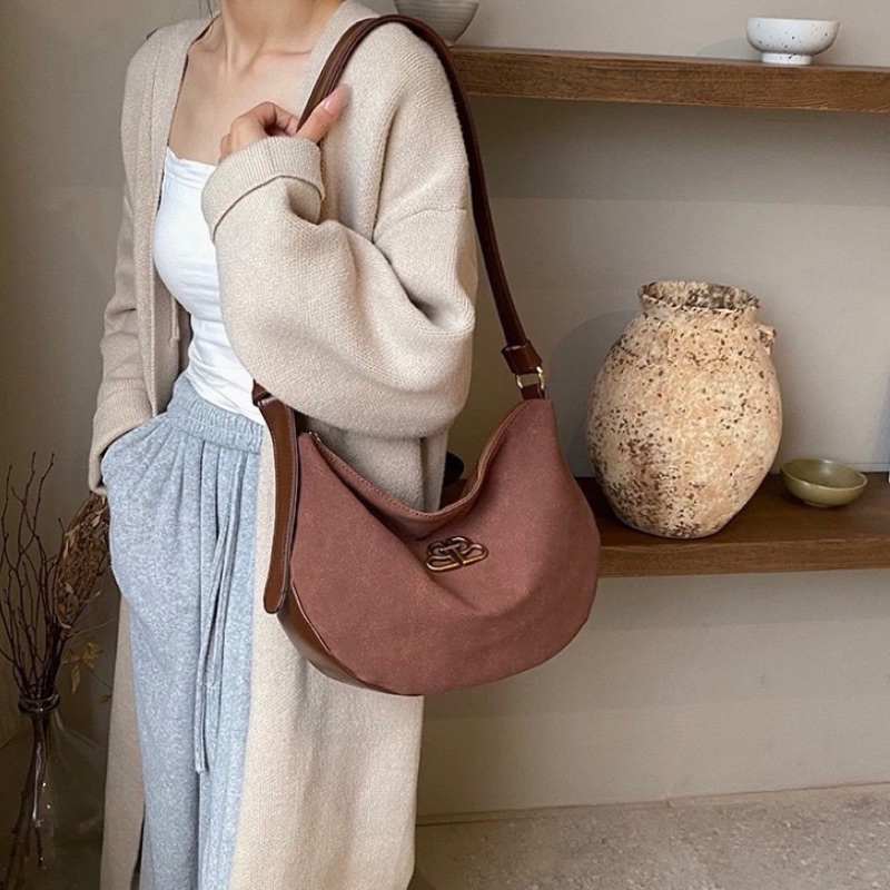 TAYLORSCLOSET - Pandora Hobo Shoulder Bag