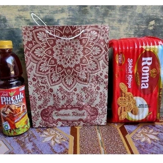 

Paperbag nikahan/paperbag hajatan tali besar ukuran sedang/tas kertas kuat
