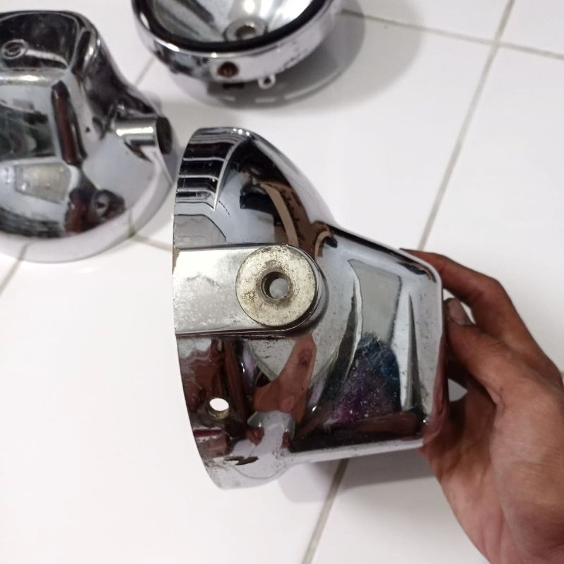 batok Headlamp lampu depan Kawasaki Ninja Ss Kiss Bulat Bekas ORI copotan.