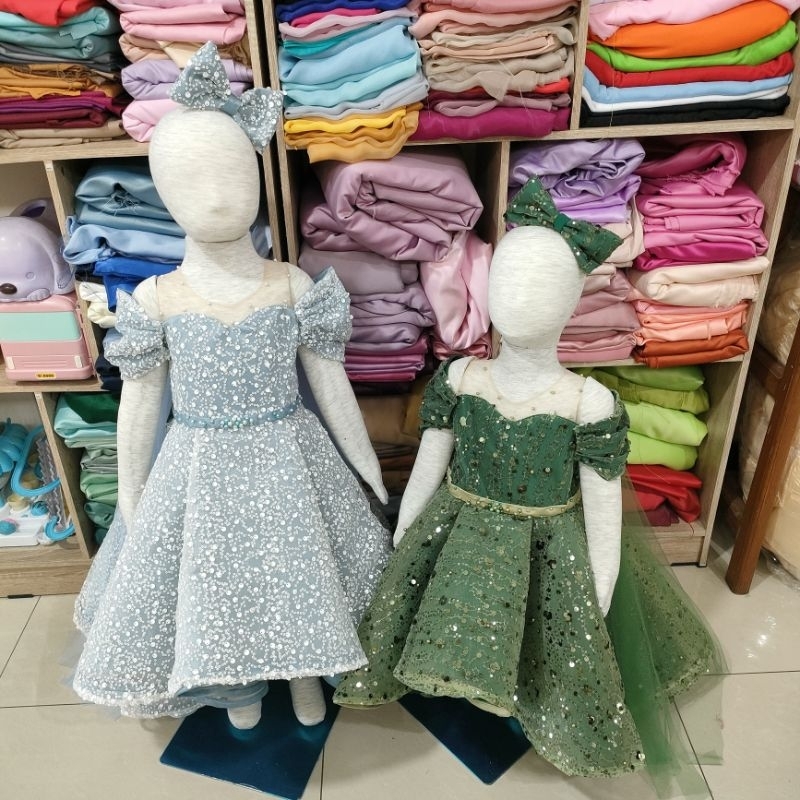 GAUN ANAK FROZEN ELSA DAN ANNA  (COCOK BUAT ULANG TAHUN/PARTY/HADIAH)