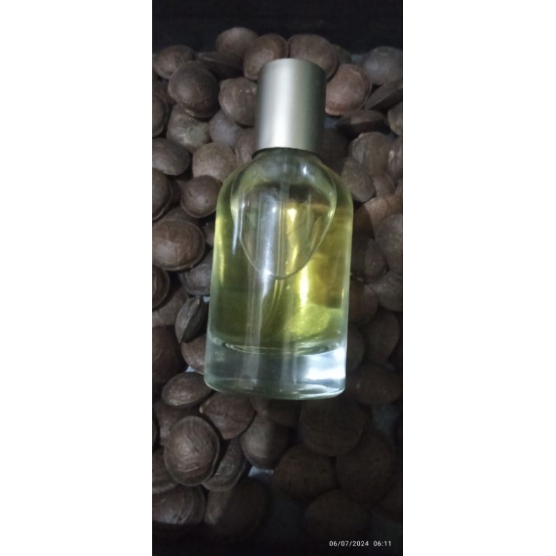 

Minyak Kacang Sacha ichi