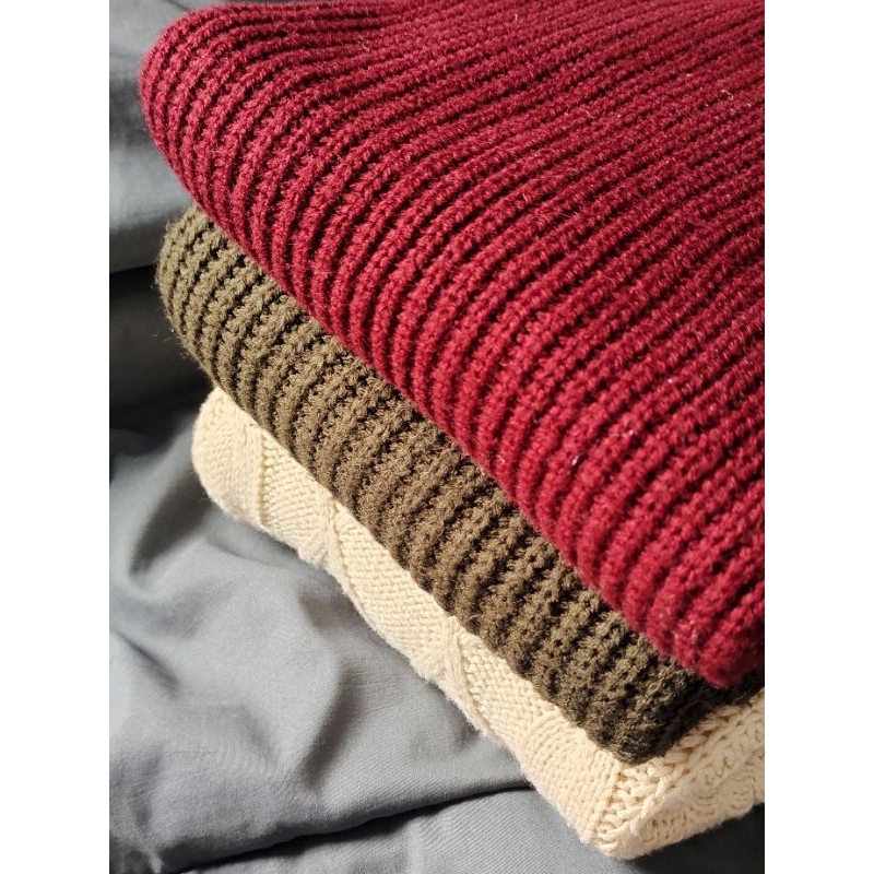 preloved sweater rajut tebal