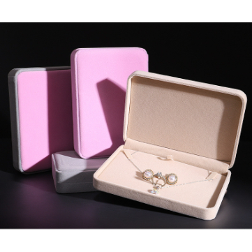 Kotak Perhiasan Emas Set Beludru muat / Tempat Perhiasan cincin Kalung gelang