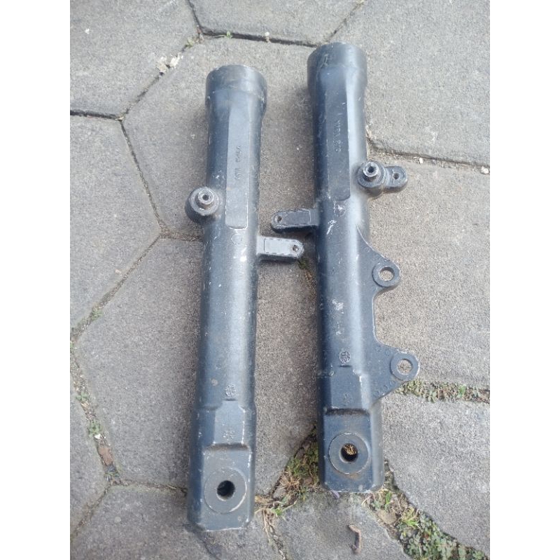 bottom shok depan new vixion