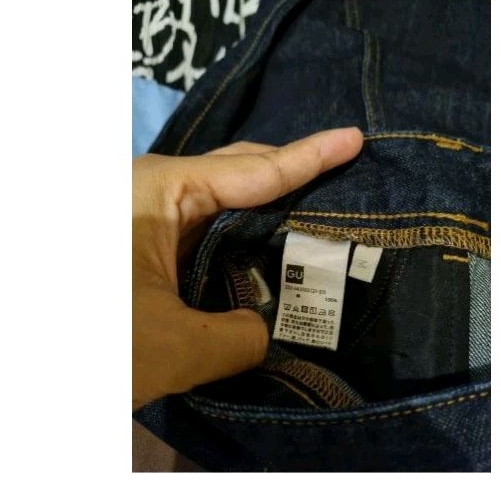rok denim duyung uniqlo