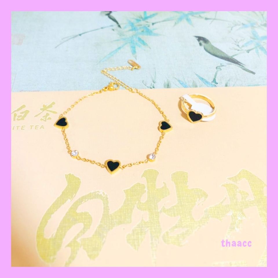Set titanium wanita motif love hitam ( Gelang & Cincin )
