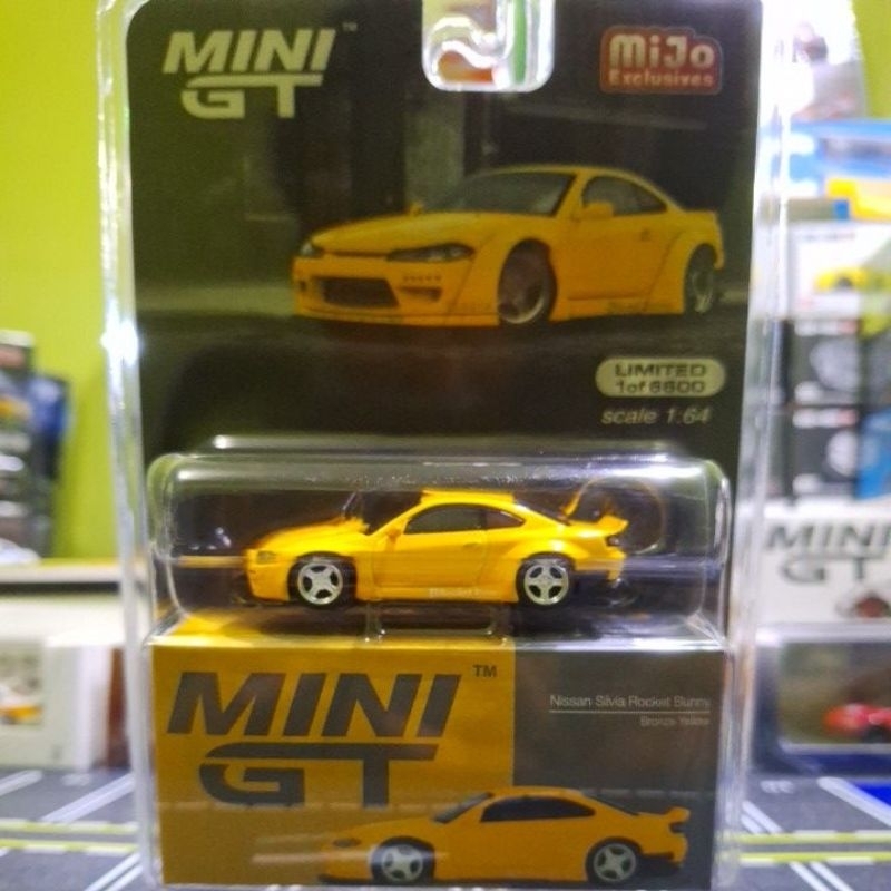 Mini GT Nissan Silvia Rocket Bunny