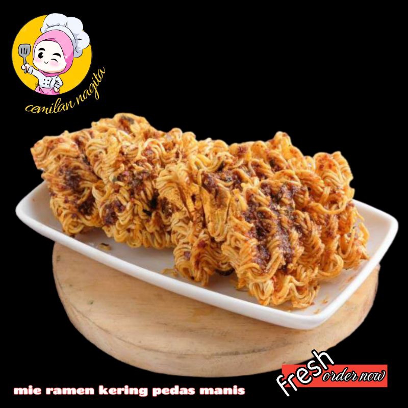 

cemilan ramen kering mie goreng kriuk pedas manis gurih enak halal