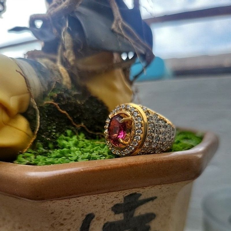 natural rhodolite garnet