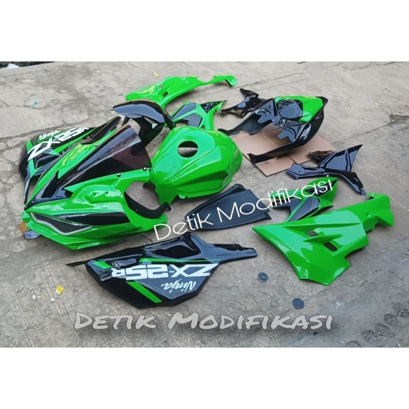 BODI ZX25R  PNP BUAT NINJA 250 FI OLD FAIRING NINJA 250 FI MODEL ZX25R