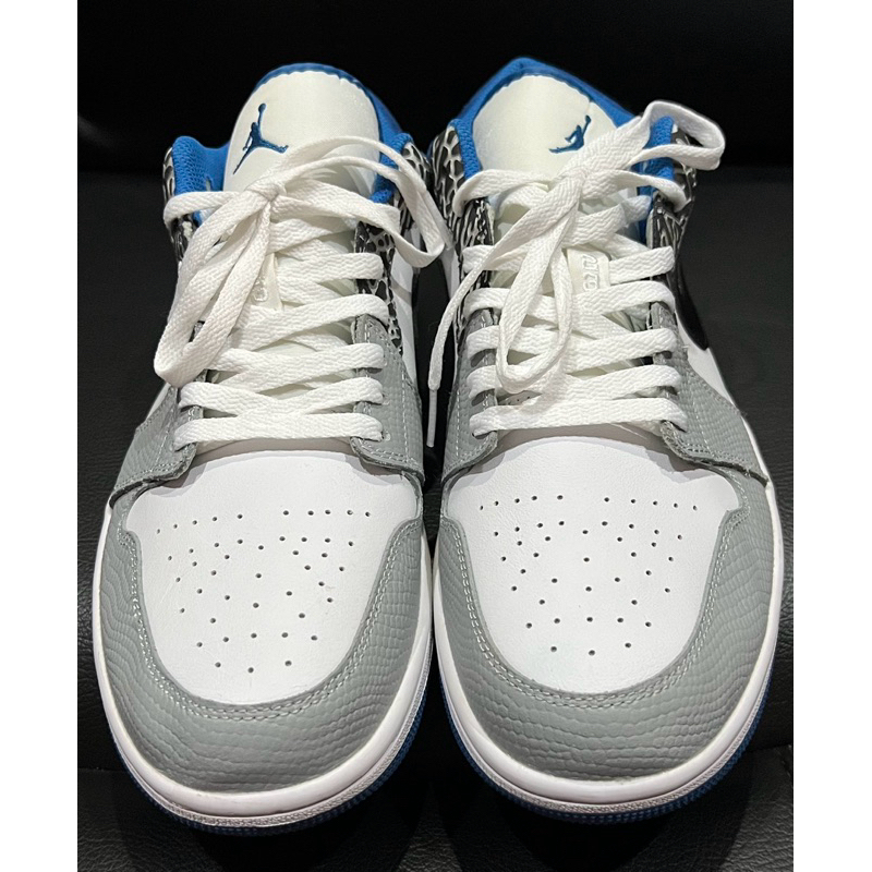 FOR SALE : VERY RARE & HOT ITEM Second Preloved N I K E A.I.R Jordan 1 Low SE 'True Blue'  Size : 45