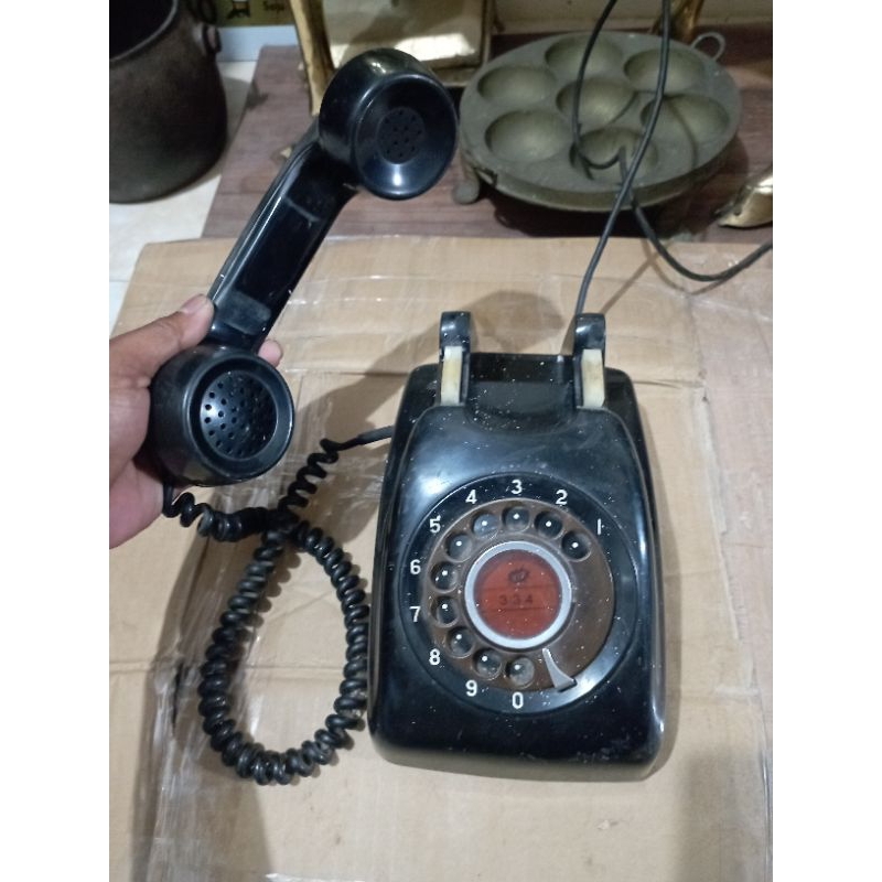 BARANG ANTIK Telepon jadul/telpon jadul/telpon putar Jadul vintage antik