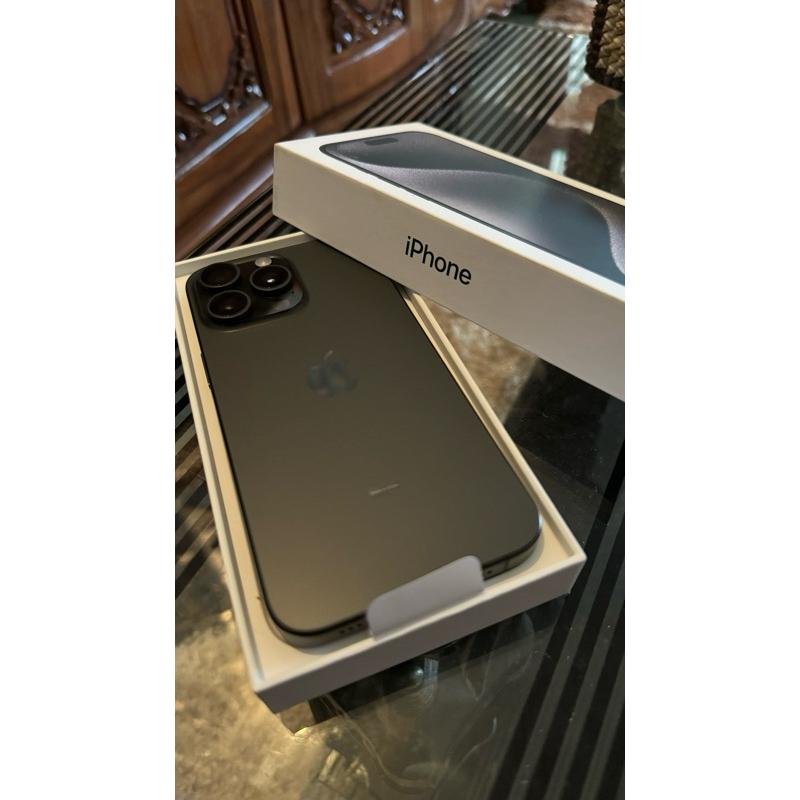 iPhone 15 Pro Max Black Titanium 256 GB Garansi Resmi New Ibox