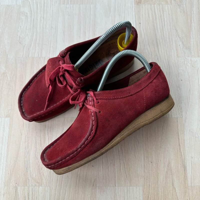 clarks wallabee maroon