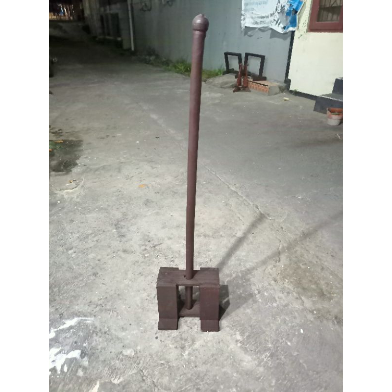 

tatakan bendera mini lengkap tiang 1 meter