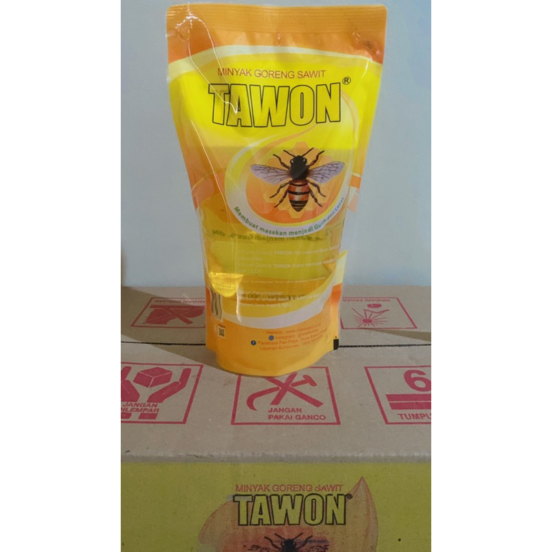 Minyak Tawon 900 ml 1 Dus dan minyak kita 1 L