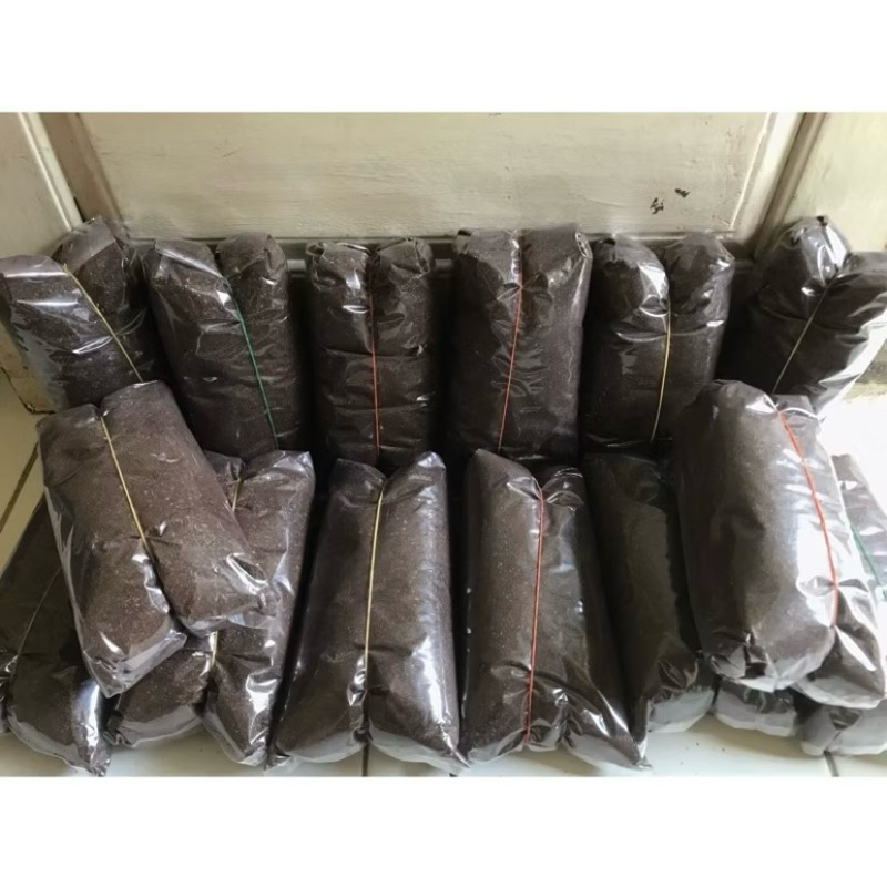 

BUBUK KOPI KASAR CANGKIR MALANG 1000gr (1kg)