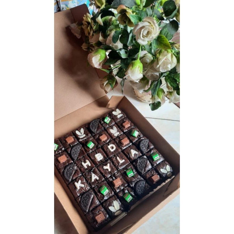 

Brownies Panggang Fudgy Ulang Tahun