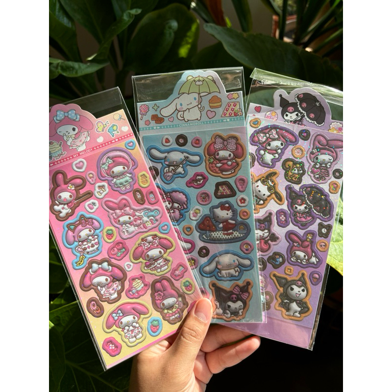 

Sticker Hologram Sanrio Mix Karakter