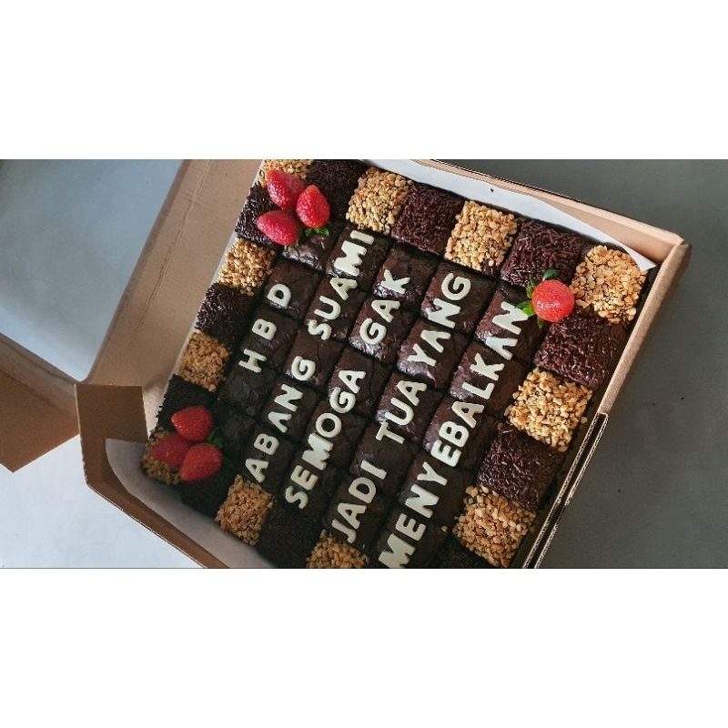 

Fudgy brownies besar