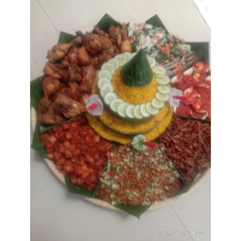 

TUMPENG NAMPAH ORIGINAL RESEP DAPUR KEN DEDES