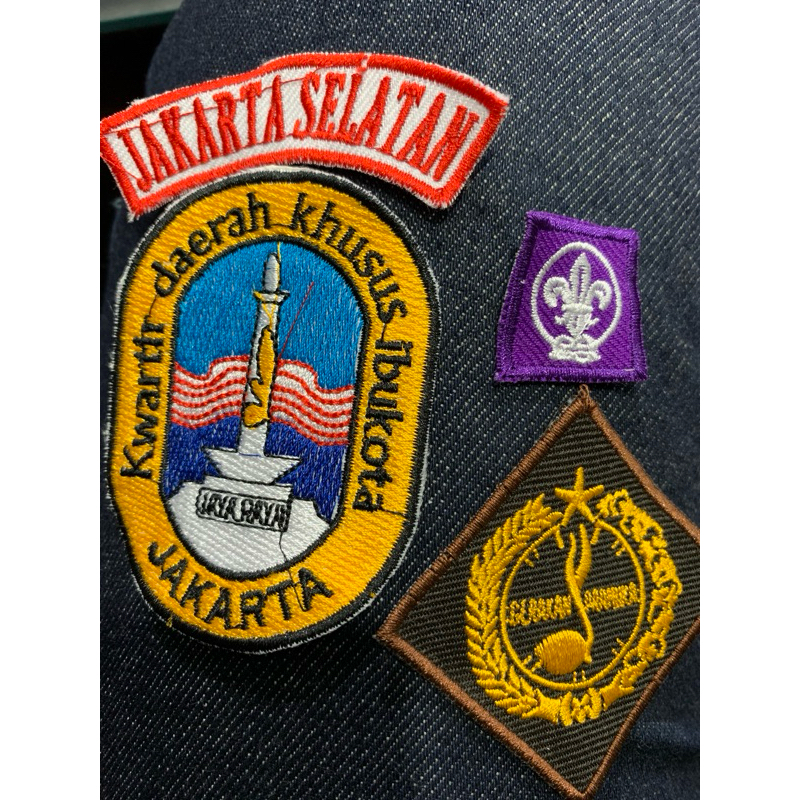 ATRIBUT PRAMUKA (1 SET)