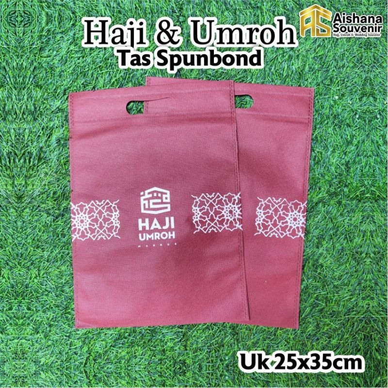 

Tas Spunbond Haji Umroh cocok untuk wadah souvenir oleh oleh haji umroh uk 25x35cm