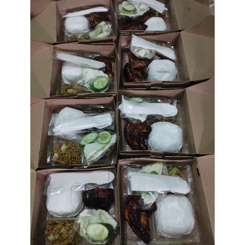 

paket nasi aymm bakar