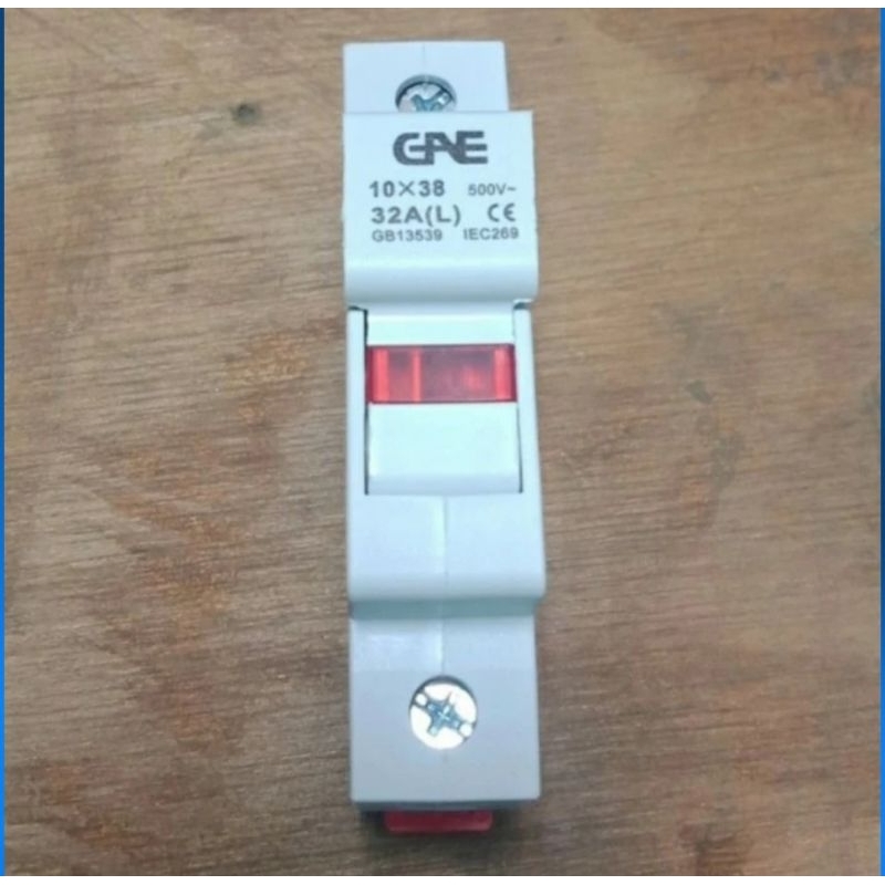 Fuse Holder GAE 10x38 32A with LED LAMP / Rumah Fuse Holder GAE 10 x 38 / Fuse Base With Lamp