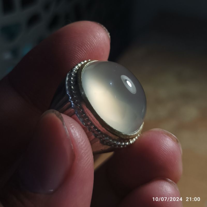 BATU ANGGUR PACITAN SERAT KURA 3D WHITE CHALCEDONY