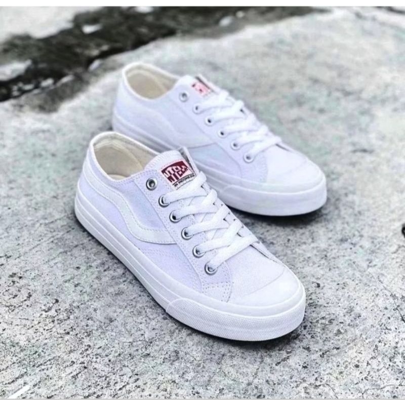 Sepatu putih / ventela putih / sepatu ventela / sepatu sneakers / sepatu pria dan wanita
