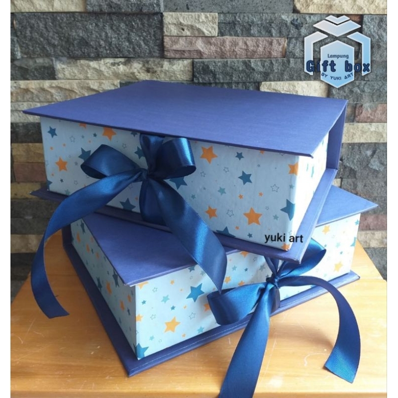 

Gift box buka tutup pita UK.25x20x12