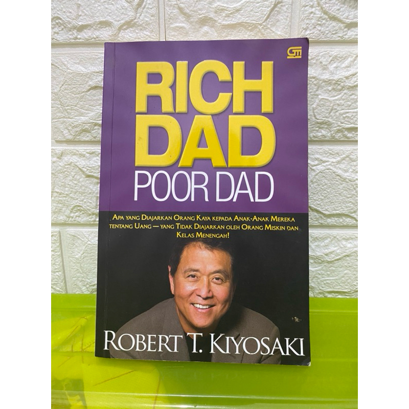 Buku bekas (Rich dad poor dad, good to great, resolve conflicts in your life, the power of habit)