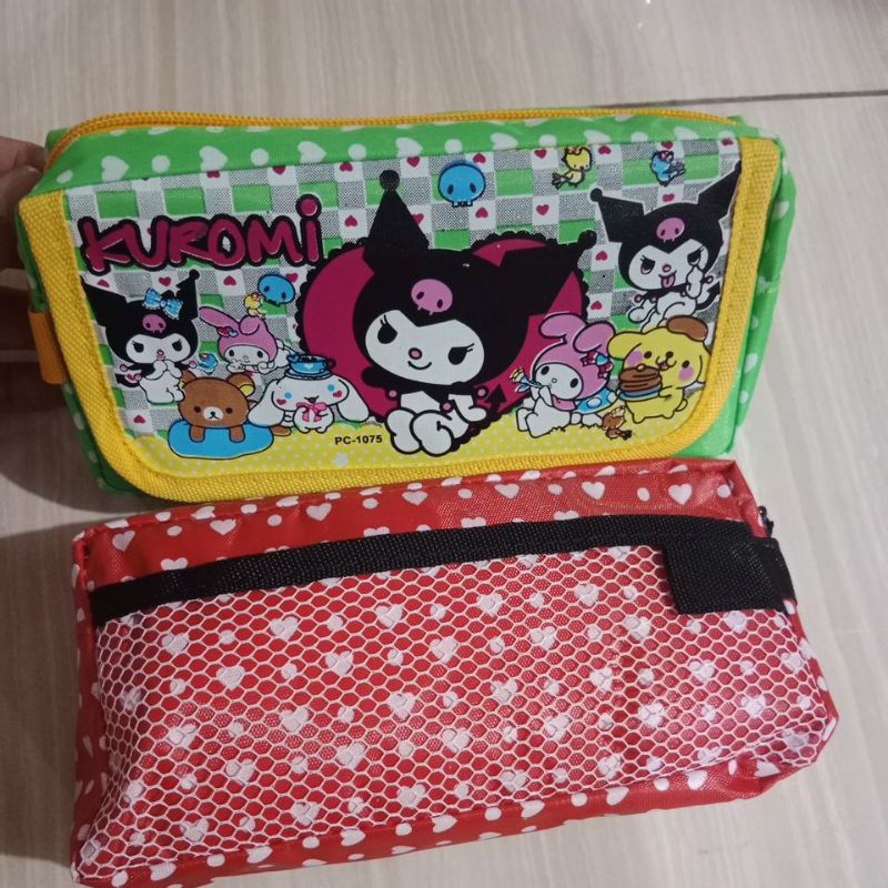 

Dusgrip Kuromi / Dusgrip Sunrio / dusgrip Cinamorol /Tempat Pensil / Pencil Case / Dosgrip / Dusgrip kain